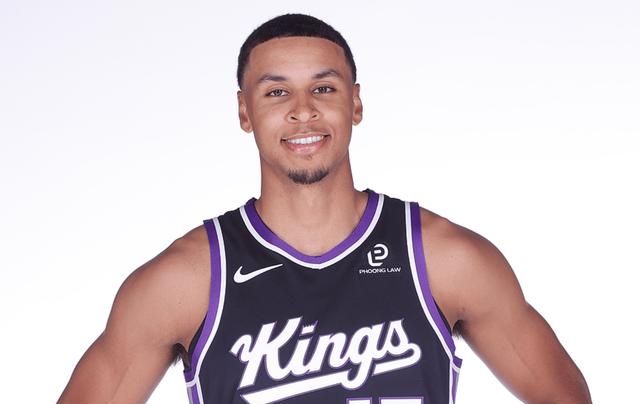 关于洛杉矶快船击败萨克拉门托国王，NBA排名持续攀升的信息